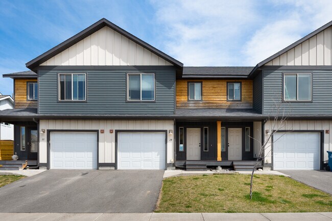 Etry - 24 Skyscape Dr Townhome