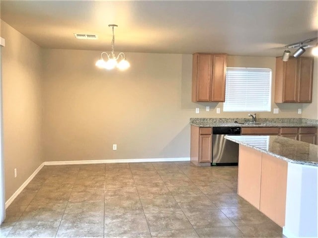 Photo - 20784 W Hamilton St