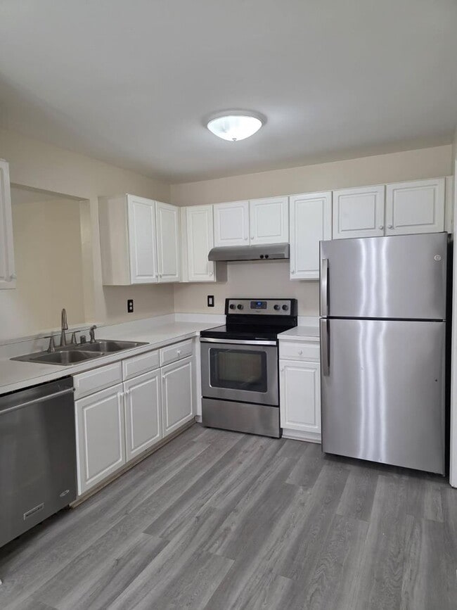 Photo - Valley Stream Neighborhood