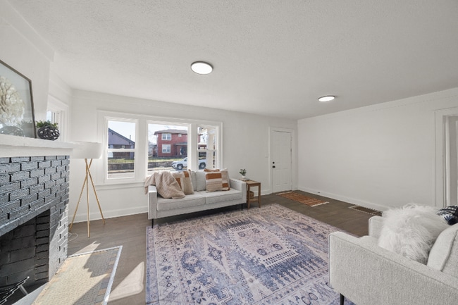 Photo - 5332 Highland Ave