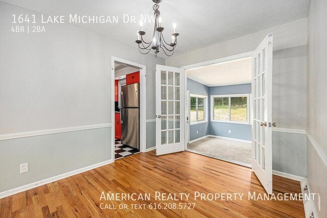 Photo - 1641 Lake Michigan Dr NW