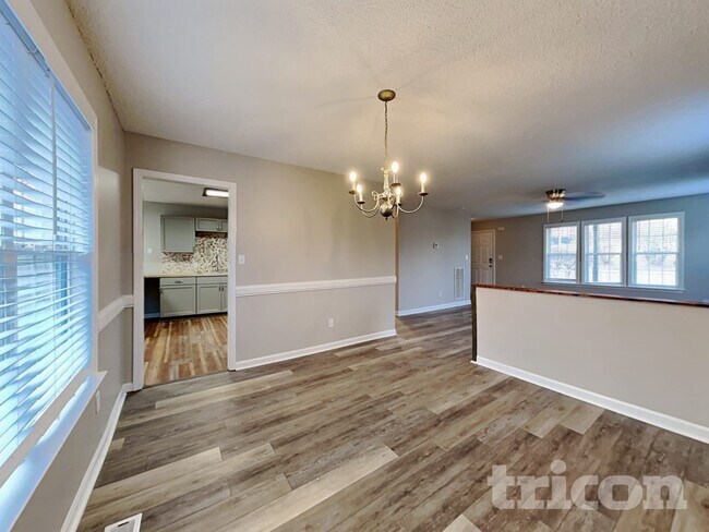 Photo - 196 Clarence Ln