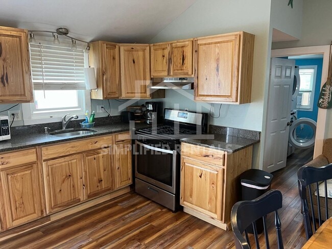 Photo - 7 Perkins Ave Unit C