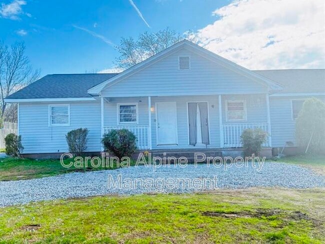 Building Photo - 409 Morton St