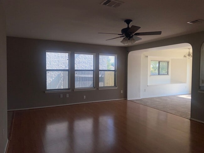 Photo - 3 BEDROOM, 2 BATH, BELTON ISD