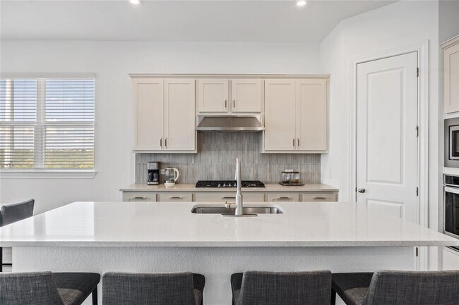 Photo - 4505 Lucabella Ln