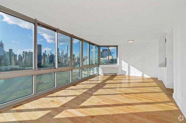 Building Photo - 2 bedroom in Long Island City NY 11109 Unit 11C Rental