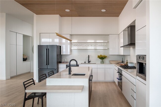 Building Photo - 11055 S Las Vegas Blvd Unit 3002