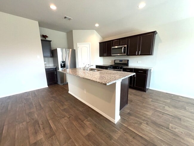 Photo - 2418 Rainier Mist Rd