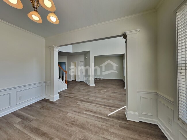 Photo - 1361 Pondhaven Dr