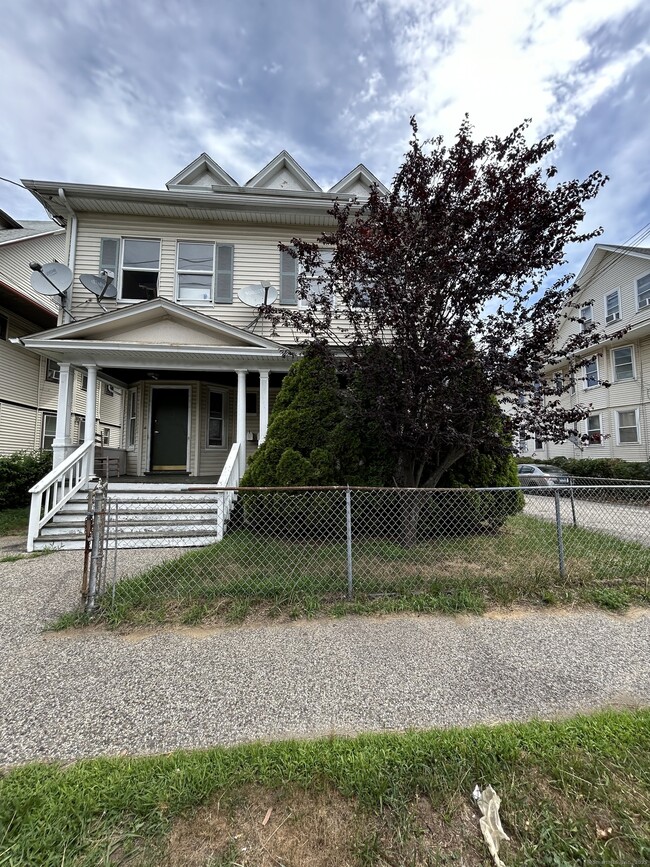 Photo - 896 Howard Ave Apartment Unit 3