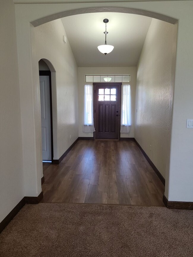 Photo - Beautiful Custom 3 bedroom 2 bath Home for...