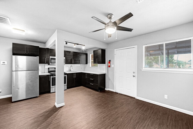 Photo - 2801 Carrolton St Apartamentos Unidad 2801 Carrolton St