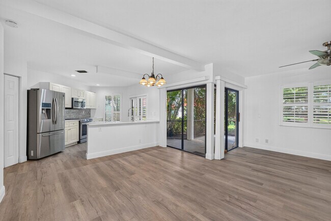 Photo - 223 NW 36th Ave