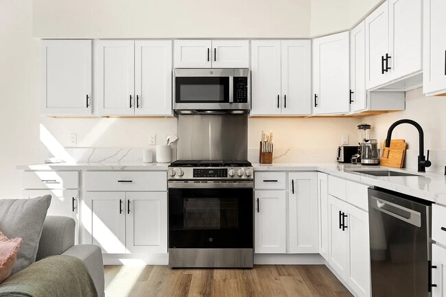 Photo - 233 Ashland Ave