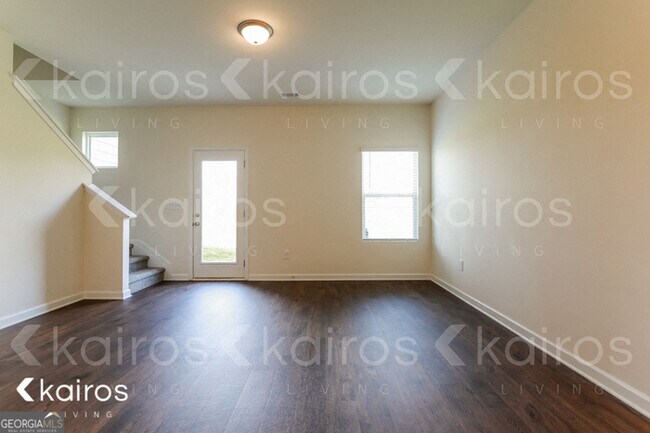 Photo - 202 Long Is Dr