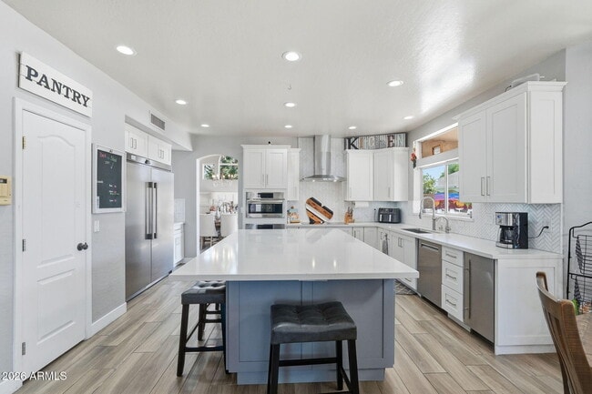 Photo - 2575 E Drake St