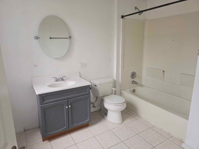 Baño del segundo piso - 1633 McDaniel Ave Unidad 2