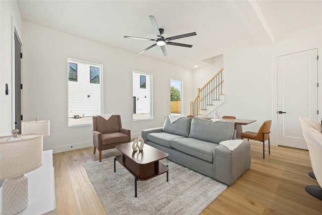 Photo - 4202 Kewanee St Unidad B