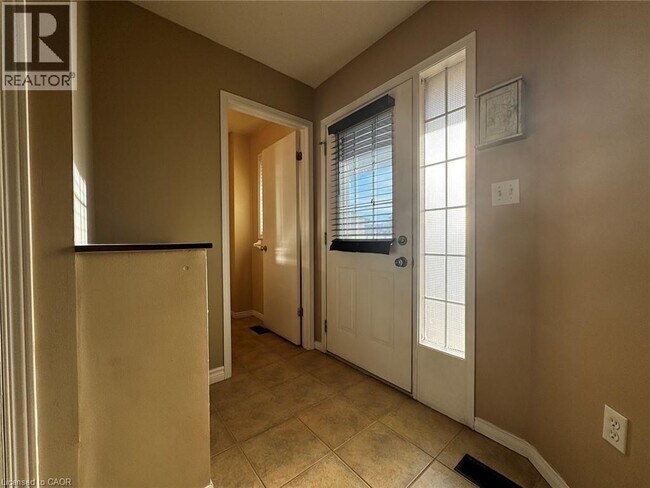Photo - 37 Northcliffe Crescent