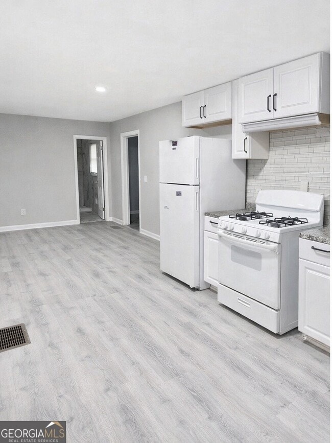 Photo - 3555 Meadowridge Dr SW