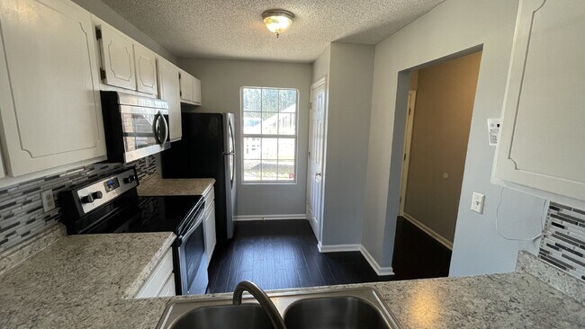 Photo - Condo For Rent