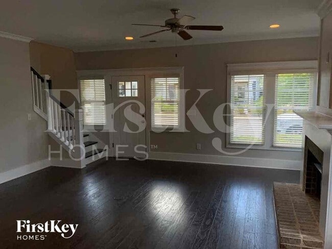 Photo - 3330 Sawyer Dr