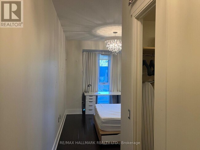 Photo - 560 Front St W Unité 428