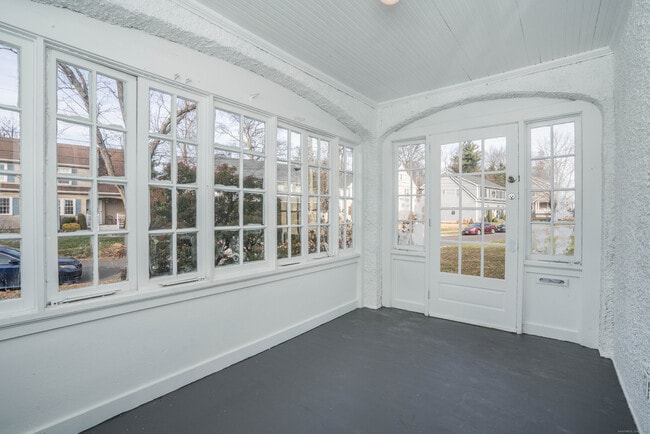 Photo - 57 Washington Cir