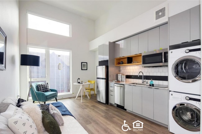 Photo - Luna Apartments