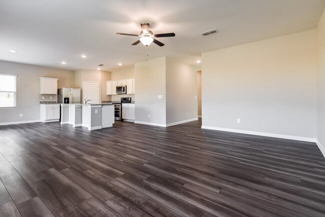 Photo - 941 Feldman Chase