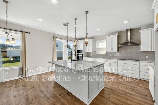 Photo - 102 Winding Grv Ln