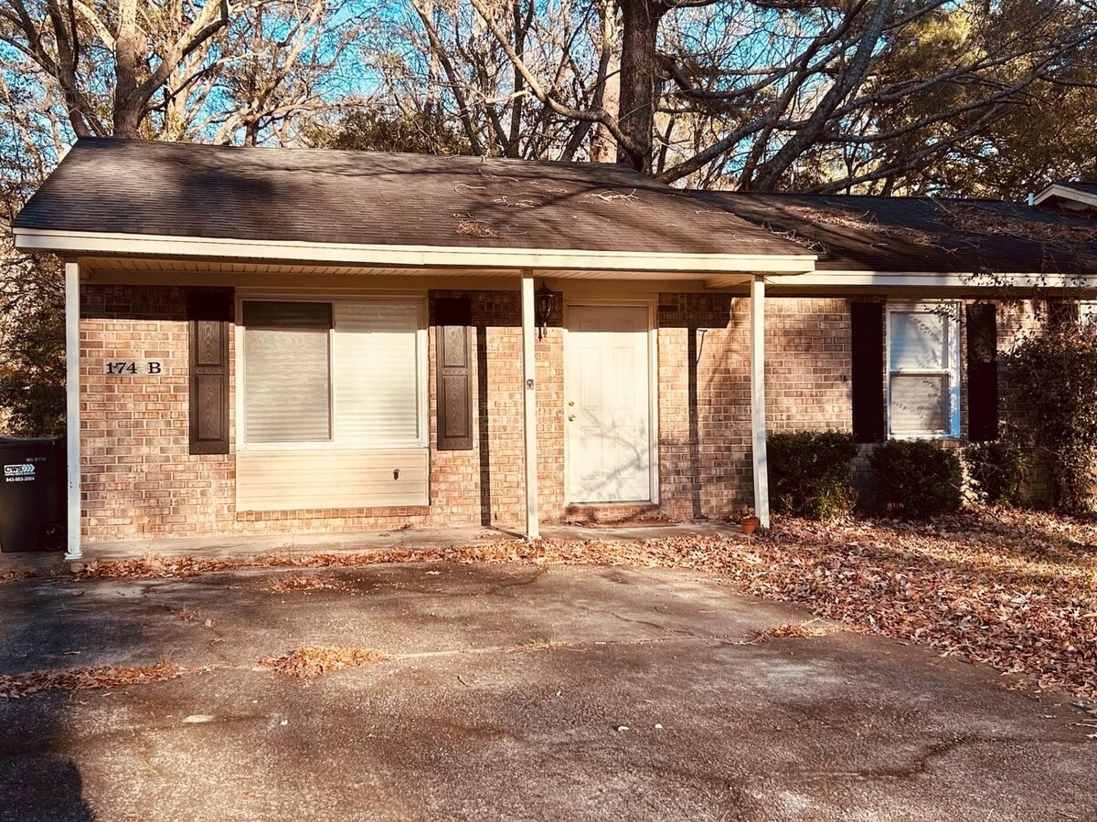 2 Bedroom | 2 Bath Duplex – Available Early February in Ladson! - 2 Bedroom | 2 Bath Duplex – Available Early February in Ladson!