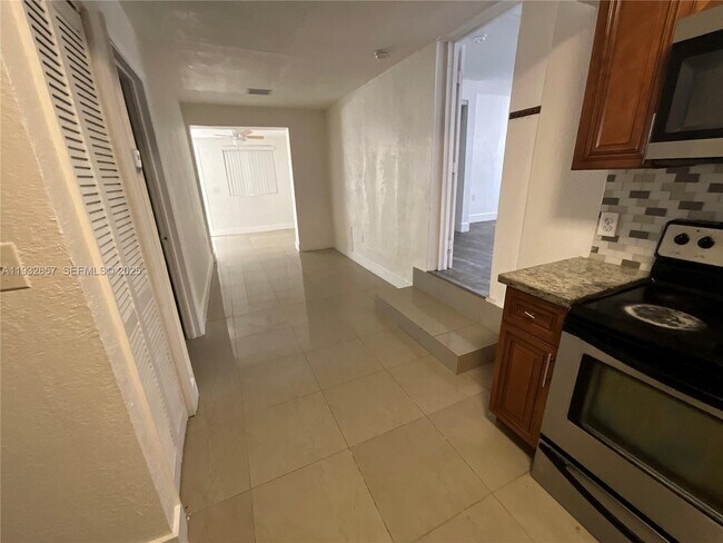 Photo - 1064 NW 103rd St Unit 2