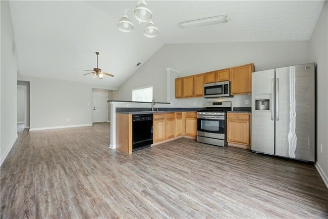 Photo - 1002 Pine Isle Ct
