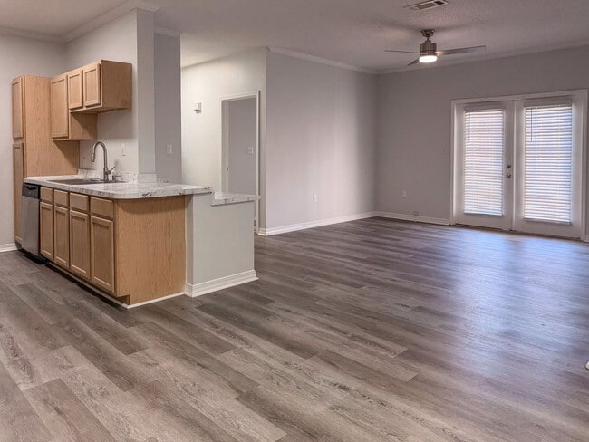 Photo - Oxford Point