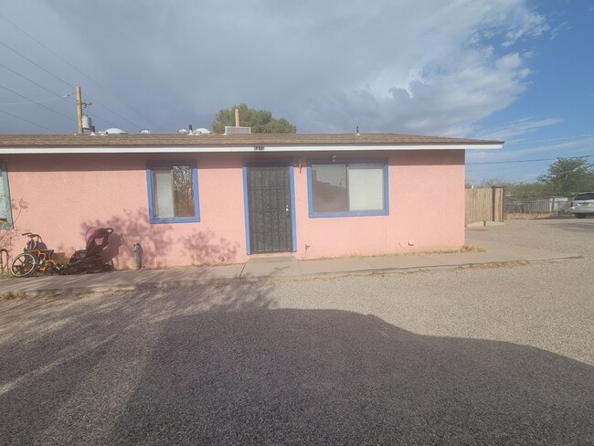 Photo - 4310 E Glenn St House