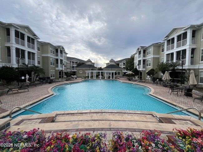 Building Photo - 5617 Bowden Rd Unit 1005