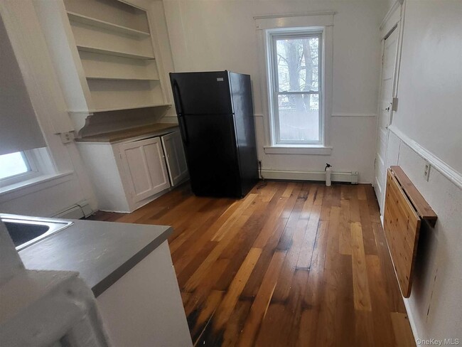 Photo - 108 Winnikee Ave Unidad 2