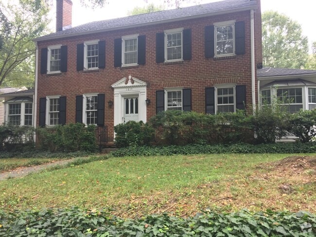 Building Photo - Coming Soon!! 2 Bedroom/ 2 bath Unit! Supe... Rental