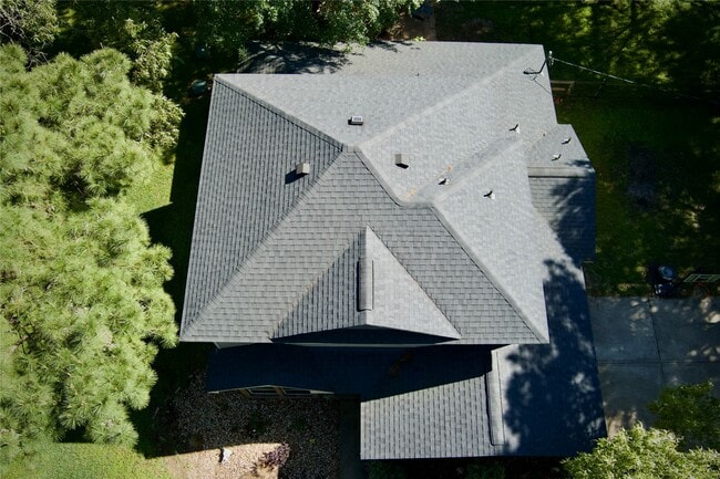 Building Photo - 25401 Hunting Trail