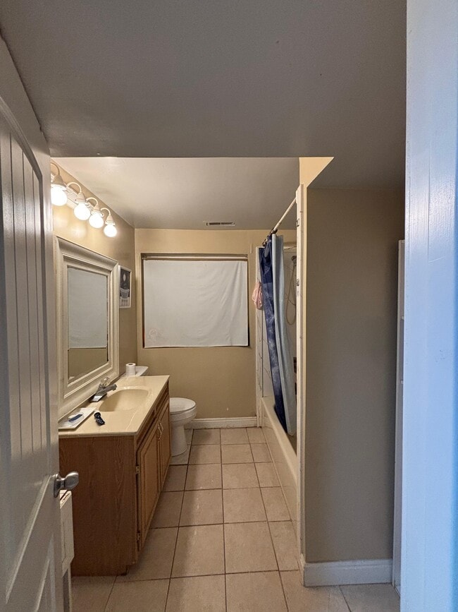 Photo - 2350 S 385 W