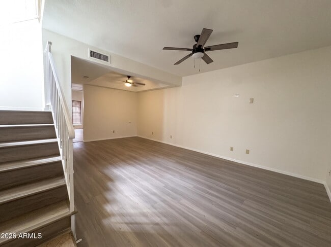 Photo - 170 E Guadalupe Rd