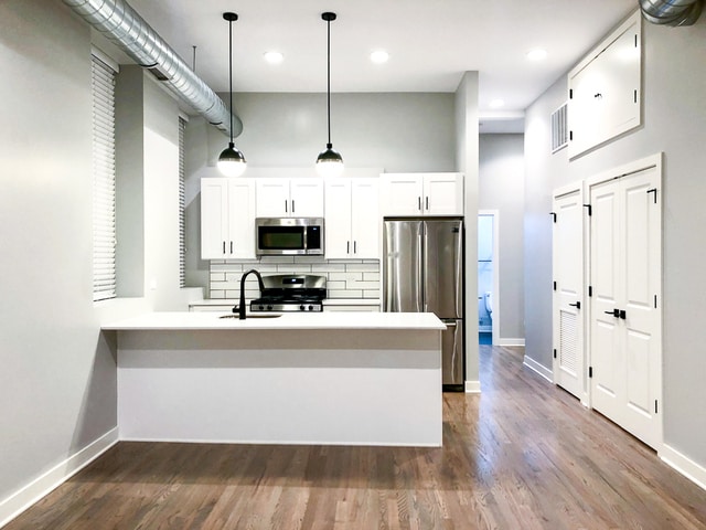 1523 W North Ave Unit 0205