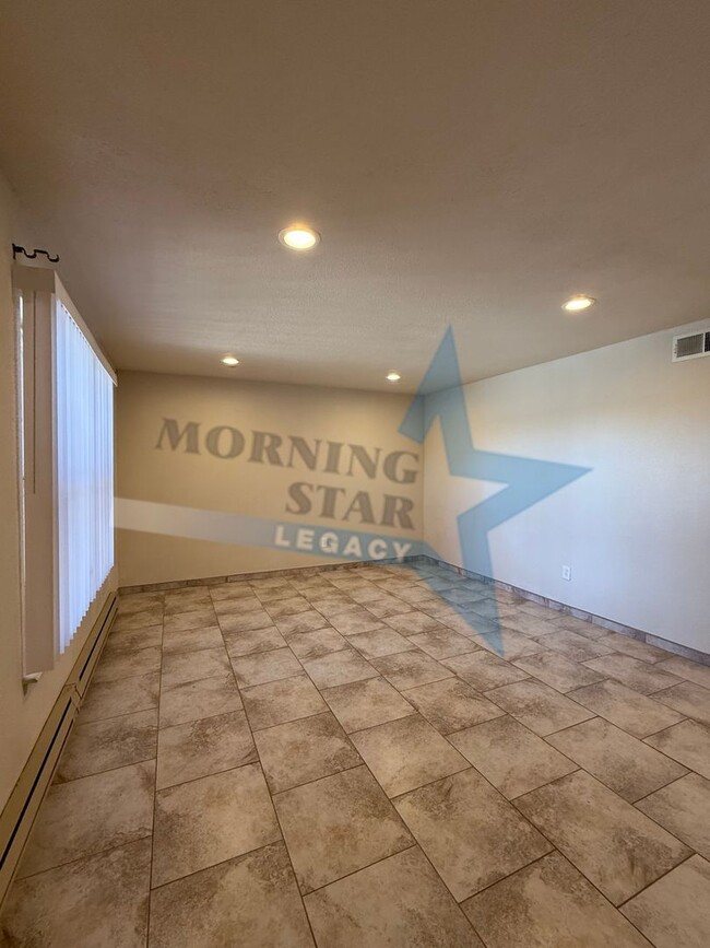 Photo - 3 Bed Condo W/ yard!