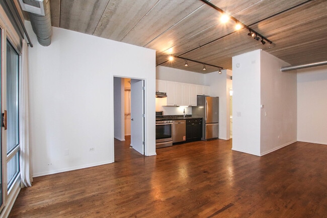 Photo - 1440 S Michigan Ave Unit 317