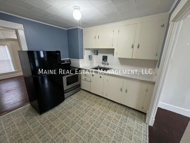 Photo - 145 Essex St Unidad C