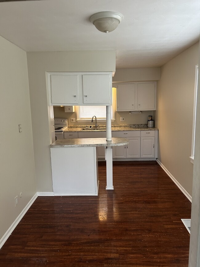 Photo - 1138 Ferndale Ave