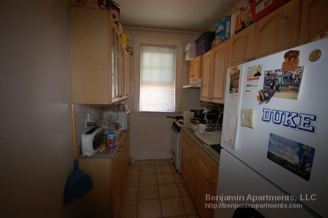Photo - 15 Glenville Ave Unidad 12