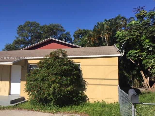 Photo - 18202 NE 25th Pl Unit 02